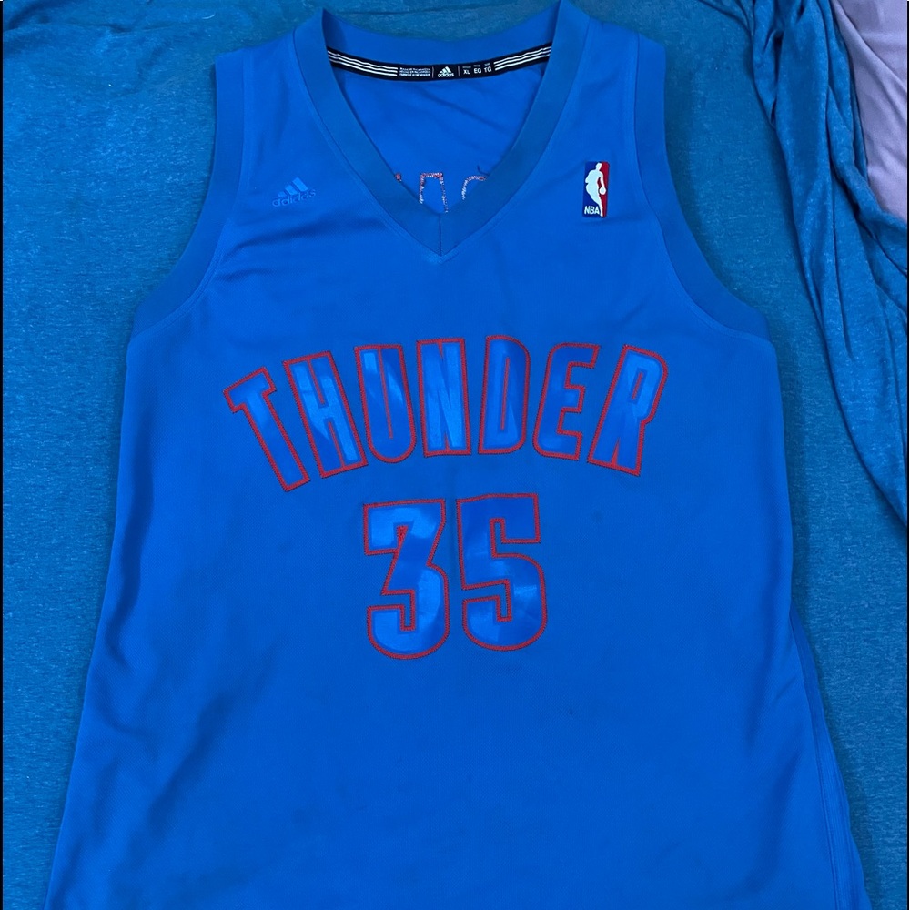 Men’s Kevin Durant thunder xmas day jersey